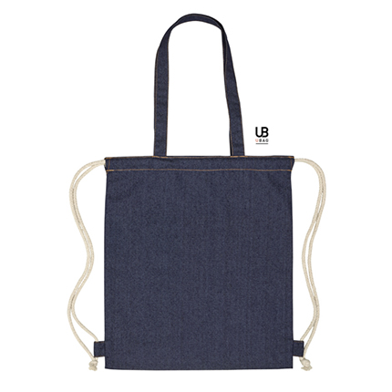 AustinΤΣΑΝΤΕΣ / UBAGΣακίδιο ώμου τζιν με κορδόνια και χερούλιαΣχέδιο και Χαρακτηριστικά:Το σακίδιο ώμου Austin εν combines μοντέρνο τζιν σχέδιο με λειτουργικά χαρακτηριστικά όπως μακριά χερούλια και κορδόνια πλάτης. Διαθέτει διαστάσεις 37 x 43 εκ. και χωρητικότητα 10L, ιδανικό για καθημερινές μεταφορές. Οι χειρολαβές του είναι 65 x 2,5 εκ., παρέχοντας άνεση στη χρήση.Εφαρμογή ως Επαγγελματική Ένδυση:Ιδανικό για επαγγελματίες του τομέα του retail και της εστίασης, μπορεί να χρησιμοποιηθεί σε διάφορες επαγγελματικές περιστάσεις και εκδηλώσεις. Η λειτουργικότητά του το καθιστά επίσης κατάλληλο για μεταφορά εργαλείων και προμηθειών.Υλικό και Άνεση:Κατασκευασμένο από 70% βαμβάκι και 30% πολυέστερ, το σακίδιο προσφέρει ανθεκτικότητα και άνεση λόγω της ελαφριάς του σύνθεσης 220grs. Ιδανικό για καθημερινή χρήση.Δυνατότητα Προσαρμογής:Υπάρχει η δυνατότητα προσαρμογής με εκτυπώσεις λογοτύπου ή μηνύματος του πελάτη, κάνοντάς το μοναδικό και προσωπικό για κάθε επαγγελματική χρήση.Διαθέσιμο σε χρώματα τζιν, για να καλύψει τις ανάγκες σας με στυλ. 